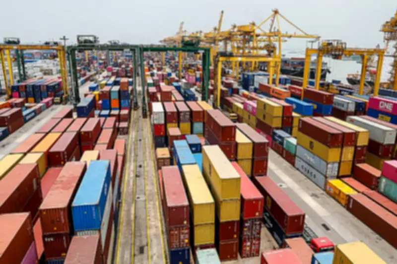 মধ্যপ্রাচ্যে যুদ্ধের প্রভাবে বাংলাদেশের রপ্তানি বন্ধ, ৫৮০ প্রতিষ্ঠান ঝুঁকিতে