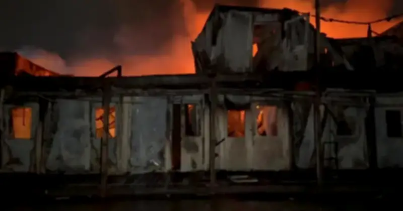 পাকিস্তান-আফগানিস্তান উত্তেজনা: কাবুল হাসপাতাল হামলায় ৪০০ নিহতের অভিযোগ