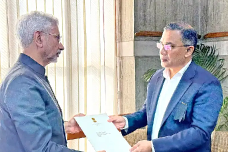 ভারত-বাংলাদেশ সম্পর্কে নতুন অধ্যায়: ইতিবাচক মনোভাব ও ভবিষ্যৎ সম্ভাবনা