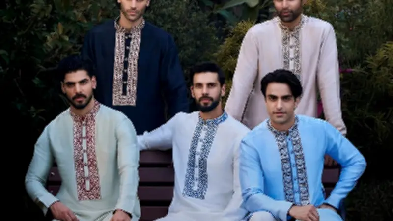 ঈদে বনানীতে পাঞ্জাবির দাম সাড়ে ছয় হাজার থেকে পাঁচ লাখ টাকা, হাউস অব আহমেদে আলোচনা