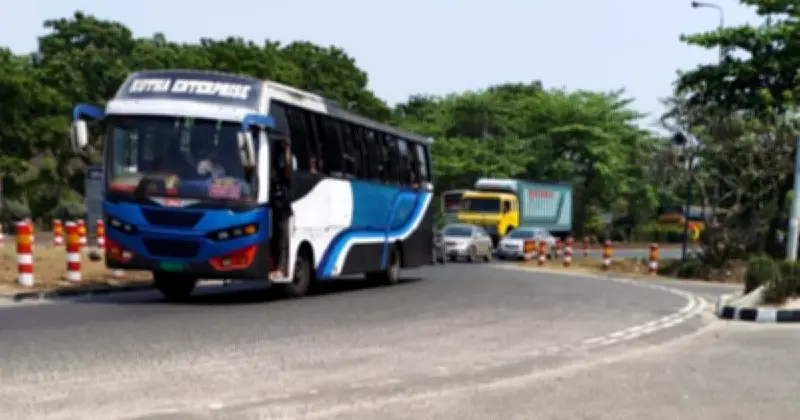 ঈদযাত্রায় যমুনা সেতু পশ্চিমপাড়ে যানজট নেই, স্বস্তিতে ঘরে ফিরছেন মানুষ