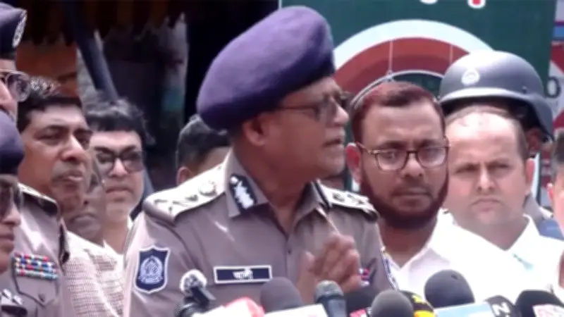 ঈদে যানজট ও নিরাপত্তা: আইজিপি'র নির্দেশনা, মেট্রোরেল বন্ধ, সিনেমা মুক্তির ছাড়পত্র