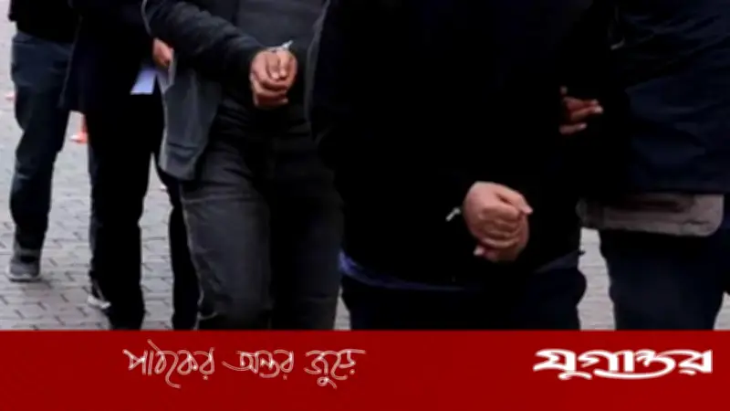 ইরানে ১০ বিদেশি গুপ্তচর গ্রেফতারের দাবি, যুদ্ধ পরিস্থিতিতে উত্তেজনা বৃদ্ধি