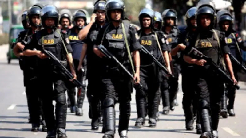 ঈদযাত্রায় যানজট নিয়ন্ত্রণে র‍্যাবের ৩২ টিম, আইজিপি সতর্ক করলেন