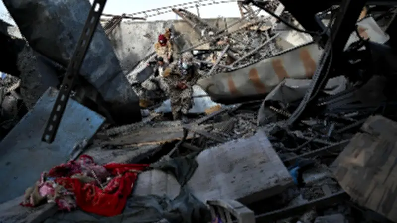 কাবুলে হামলায় ৪০০ নিহত, ক্রিকেটারদের 'যুদ্ধাপরাধ' অভিযোগ, পাকিস্তান অস্বীকার