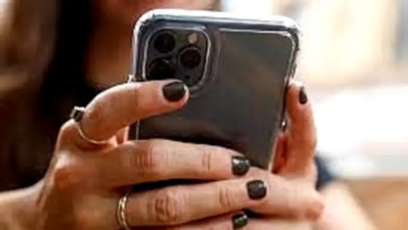 হোয়াটসঅ্যাপের নতুন 'গেস্ট চ্যাট' সুবিধা: অ্যাকাউন্ট ছাড়াই যোগাযোগের সুযোগ