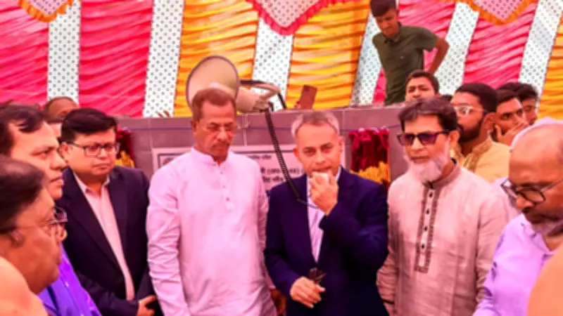 সেতুমন্ত্রীর আশ্বাসে ঢাকা-বরিশাল মহাসড়ক প্রশস্তকরণ, পদ্মা সেতুতে টোল আদায়ে রেকর্ড