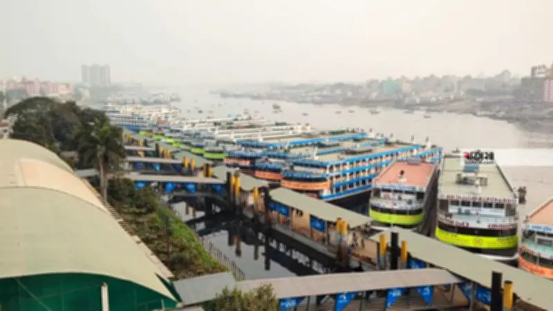 নৌপরিবহন প্রতিমন্ত্রী: লঞ্চ ভাড়া ১০% কমানো, গোমস্তাপুরে আত্মহত্যা, মীরসরাইয়ে রড উদ্ধার