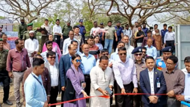 নৌপরিবহন প্রতিমন্ত্রীর শিমুলিয়া ঘাট পরিদর্শন ও লঞ্চ ভাড়া কমানোর ঘোষণা