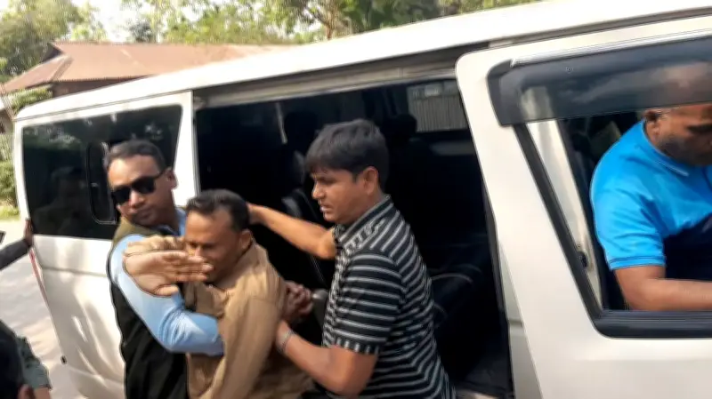 লালমনিরহাটে ইউপি চেয়ারম্যান জাহাঙ্গীর আলমকে পুলিশের আটক, বিএনপি কার্যালয় হামলার মামলায় গ্রেপ্তার