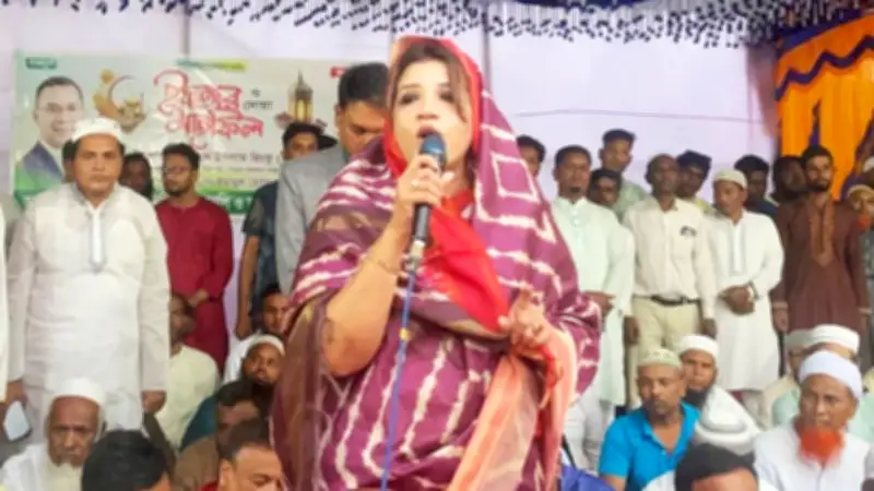 মধ্যপ্রাচ্যে প্রবাসী নিরাপত্তায় কূটনৈতিক প্রচেষ্টা অব্যাহত, ঢাবি ভিসি ও নৌপরিবহনে নতুন ঘোষণা