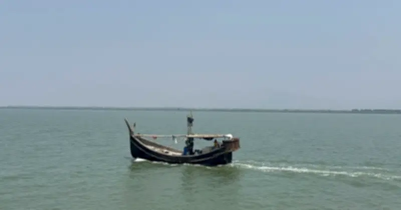 টেকনাফ উপকূলে মিয়ানমারের আরাকান আর্মির হাতে চার জেলে আটক