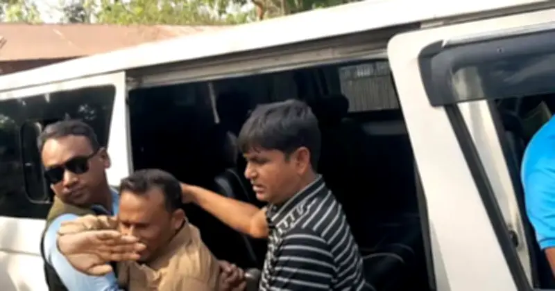 লালমনিরহাটে ইউপি চেয়ারম্যানের জেলগেট থেকে পুনরায় গ্রেফতার, ভিজিএফ কার্ড কেলেঙ্কারির জের