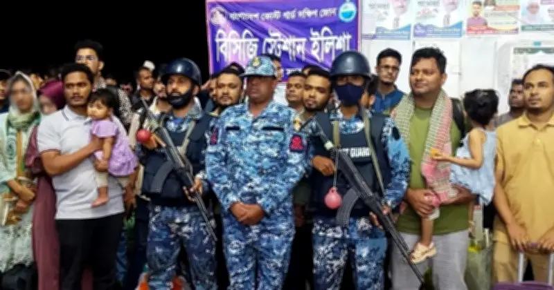 ভোলার মেঘনায় ঝড়ে আটকা লঞ্চের ১০৪ যাত্রীকে উদ্ধার করল কোস্টগার্ড