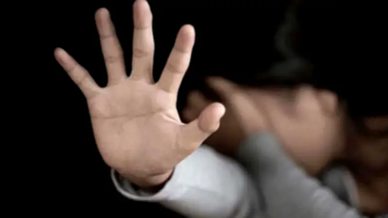 ইরানে যুদ্ধ উত্তেজনায় জাতীয় দিবস স্থগিত, পাকিস্তানে খাল ভরাটে বাণিজ্য ও তেহরানে হামলা