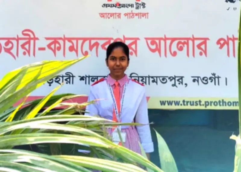 নওগাঁর ফাতেমার স্বপ্ন: এসএসসিতে ভালো ফল করে বাবা-মায়ের দুশ্চিন্তা দূর করবে