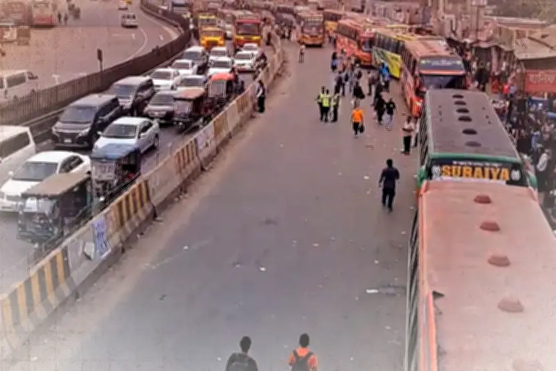 বাংলাদেশে অনলাইন শিক্ষার নতুন দিগন্ত: প্রযুক্তির মাধ্যমে শিক্ষার প্রসার