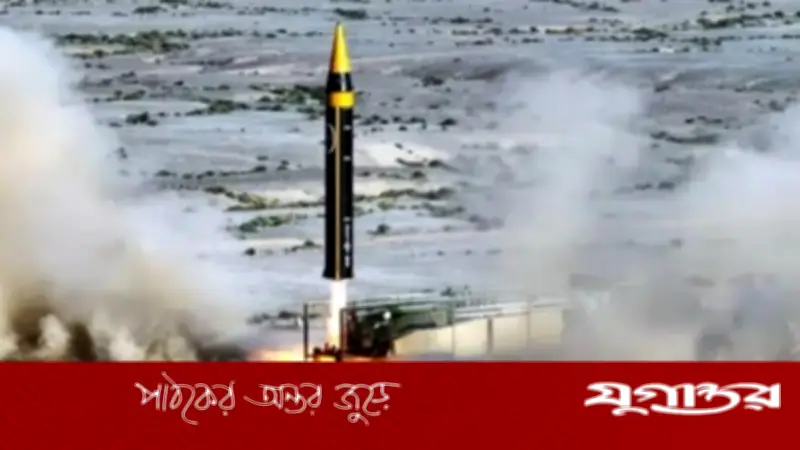 ইরানের নিরাপত্তা প্রধান লারিজানির হত্যার প্রতিশোধে ইসরাইলের দিকে ক্ষেপণাস্ত্র হামলা