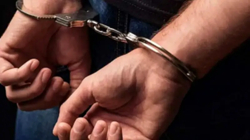 চট্টগ্রামে পুলিশের এস ড্রাইভ অভিযানে ২৭ গ্রেপ্তার, ঈদে সোনামসজিদ স্থলবন্দরে আমদানি-রপ্তানি বন্ধ