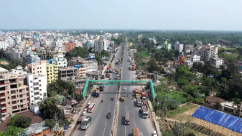 ঢাকা-চট্টগ্রাম মহাসড়কের ফেনীতে সংস্কার: ঈদের পর চার দিন বন্ধ থাকবে চট্টগ্রামমুখী লেন