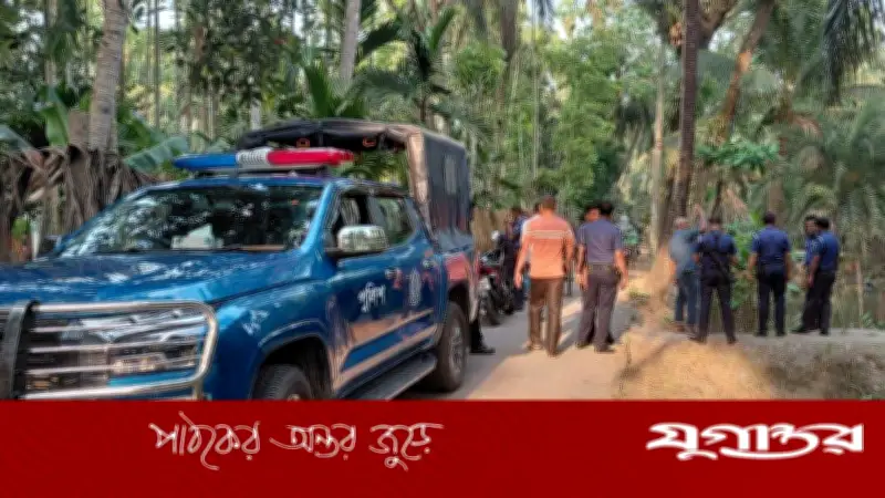 বাগেরহাটে পুলিশ সদস্যকে কুপিয়ে আসামি ছিনতাই, আহত কনস্টেবল হাসপাতালে