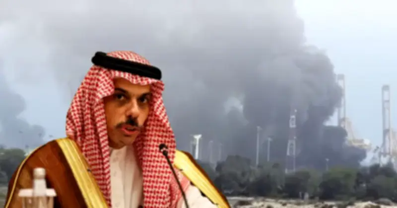 সৌদি আরবের তেল পরিশোধনাগারে ইরানের হামলা, পররাষ্ট্রমন্ত্রী বললেন 'ব্ল্যাকমেইল'