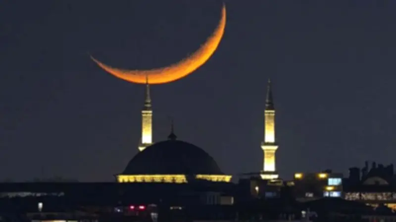 ঈদুল ফিতর উদযাপন ও নিরাপত্তা হুমকি: নীলসাগর উদ্ধারকাজ অসম্পূর্ণ, ইরানের গ্যাসক্ষেত্রে হামলার হুমকি