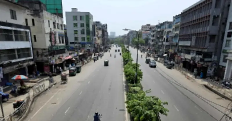 ঈদের ছুটিতে ঢাকা শহর ফাঁকা, যানজটমুক্ত রাস্তায় স্বস্তি