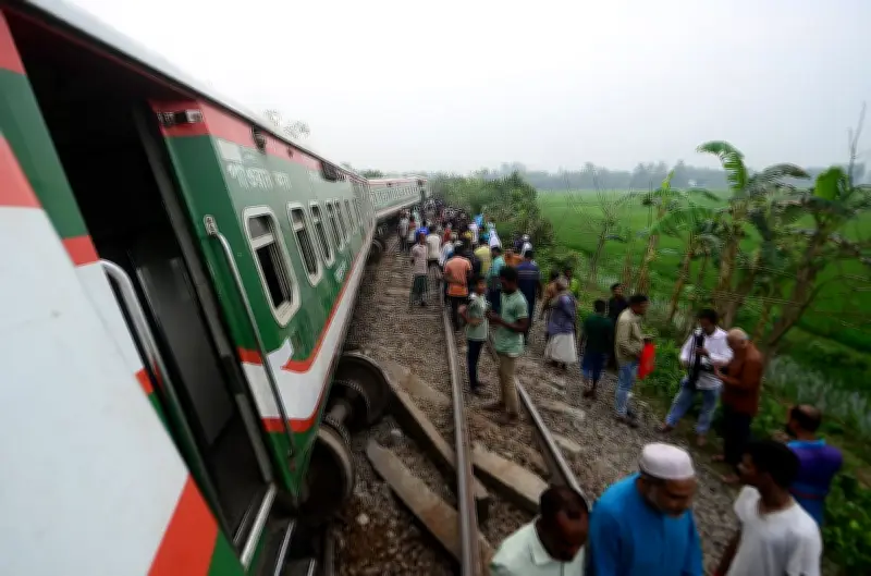 নীলসাগর এক্সপ্রেস ট্রেন লাইনচ্যুত: ২২ ঘণ্টা পর স্বাভাবিক হলো রেল যোগাযোগ