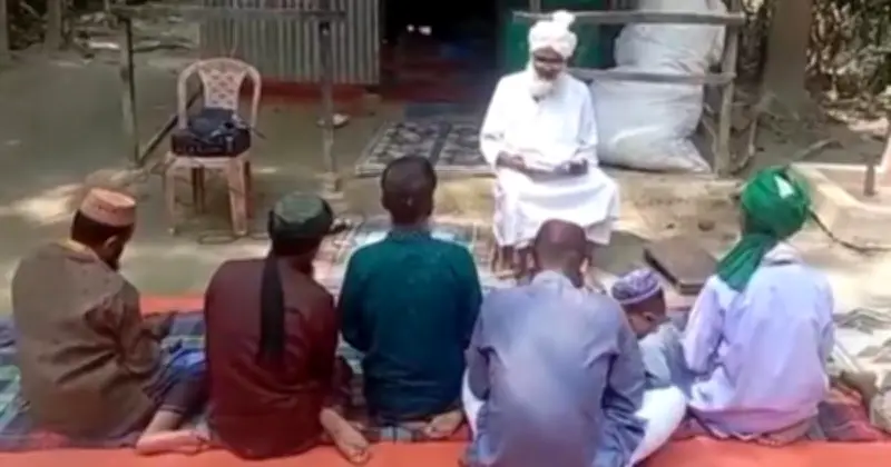 চাঁদপুরে সাত মুসল্লির ঈদুল ফিতর: চাঁদ দেখার সন্দেহে শুক্রবার ঈদ উদযাপনের সিদ্ধান্ত