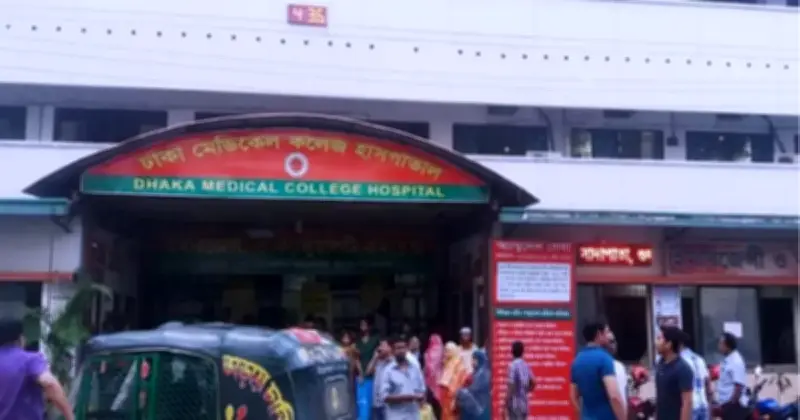 উত্তরায় স্ন্যাচারদের টানায় রিকশা থেকে পড়ে নিহত যুবতী, স্বামীর কান্নাজড়িত বিচার দাবি