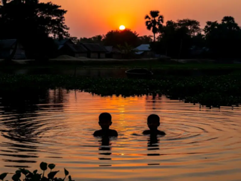 গাইবান্ধায় খালের পানিতে ডুবে দুই শিশুর মৃত্যু, শোকস্তব্ধ পরিবার