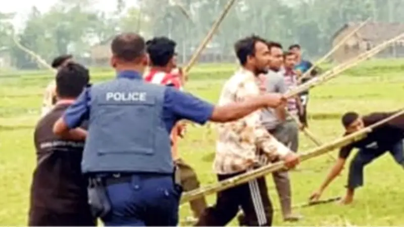 নবীগঞ্জে সংঘর্ষে ২৫ আহত, ঈদ শনিবার, স্বর্ণের দাম কমলো, সুন্দরবনে অপহরণ