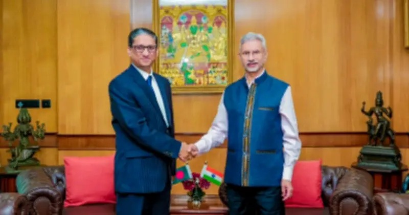 বাংলাদেশের হাইকমিশনারের সঙ্গে ভারতের পররাষ্ট্রমন্ত্রীর সৌজন্য সাক্ষাৎ