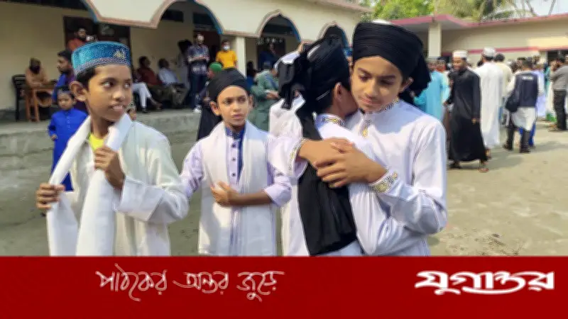 পটুয়াখালীতে বৈশ্বিক চাঁদ দেখার ভিত্তিতে ২৫ স্থানে ঈদুল ফিতর উদযাপন