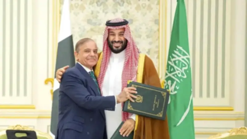 চাণক্যের মণ্ডল তত্ত্বের বিপরীতে আধুনিক কূটনীতির বহুমাত্রিকতা