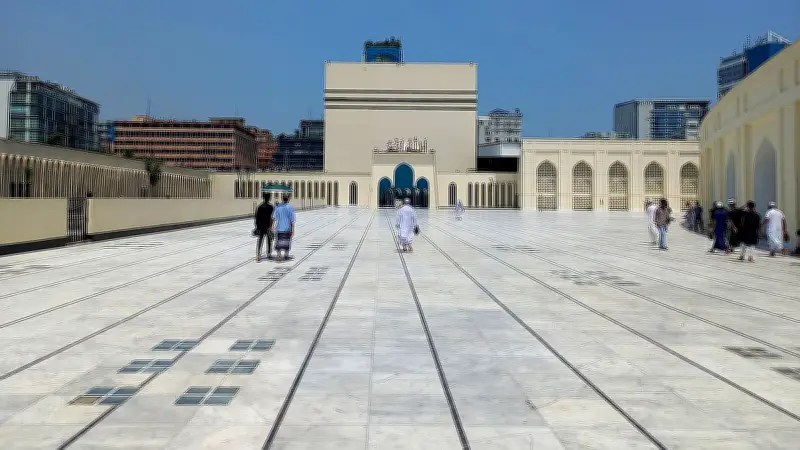 হাল ফ্যাশনের নতুন সংস্করণ: জীবনযাপনে আধুনিকতার ছোঁয়া