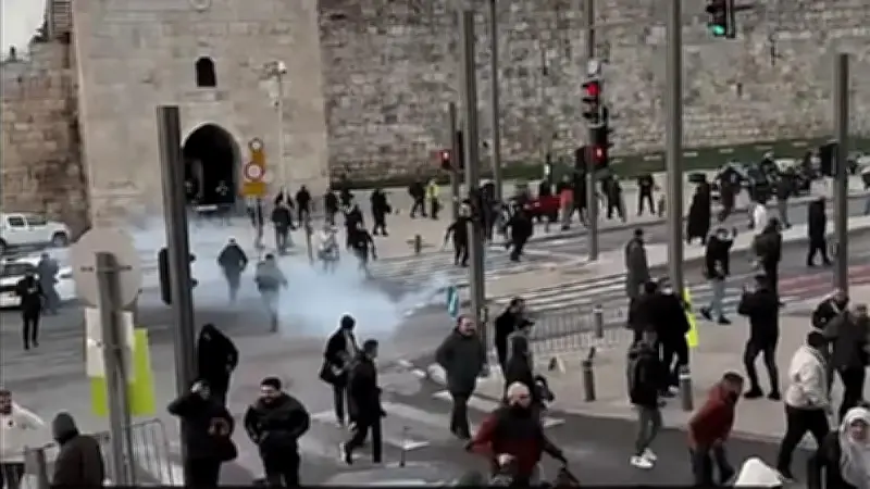 ঈদে হামলা, যুদ্ধবিমান বিতর্ক ও সিনেমা মুক্তির সংকট: এক নজরে গুরুত্বপূর্ণ খবর