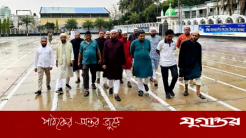 কুমিল্লায় কেন্দ্রীয় ঈদগাহ প্রস্তুত, কুসিক প্রশাসক টিপুর পরিদর্শন