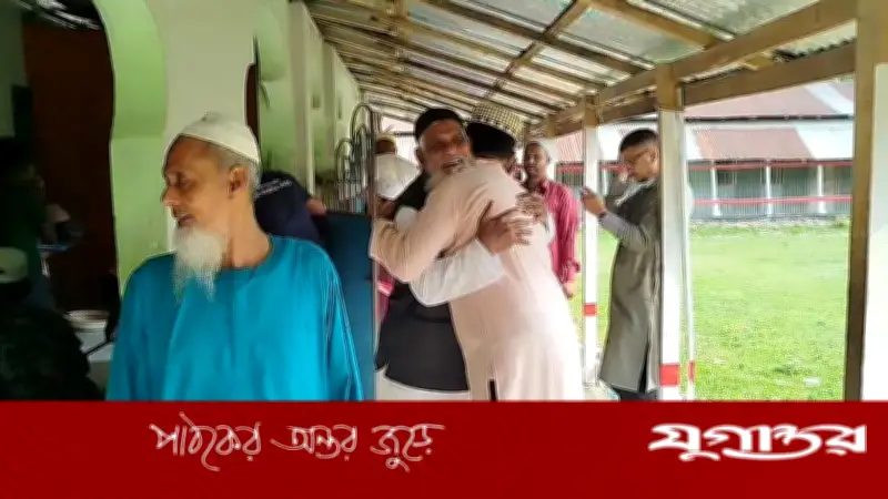 সৌদি আরবের সঙ্গে মিল রেখে পটুয়াখালীর দুমকিতে ঈদুল ফিতর উদযাপন