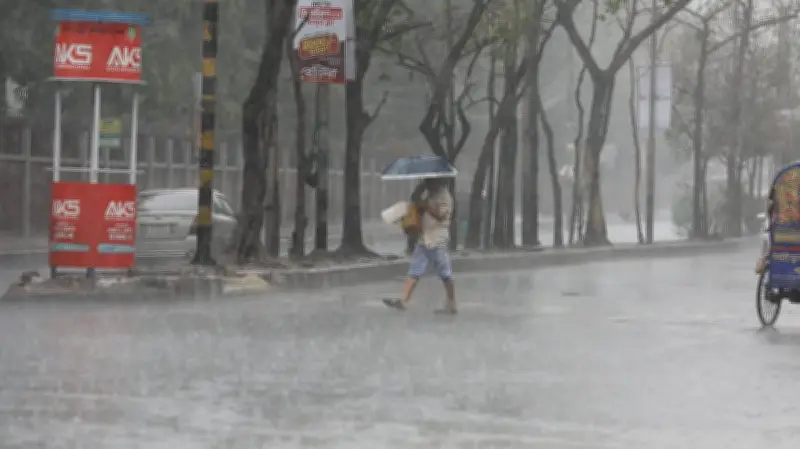 ঈদুল ফিতরের দিনে বৃষ্টির পূর্বাভাস, উপমহাদেশজুড়ে বিস্তৃত বৃষ্টিবলয়ের প্রভাব