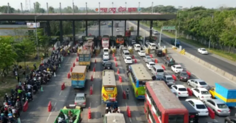 পদ্মা সেতুতে ঈদে যানবাহন ও টোল আদায়ে রেকর্ড বৃদ্ধি, তিন দিনে ১.১৯ লাখ যান পারাপার