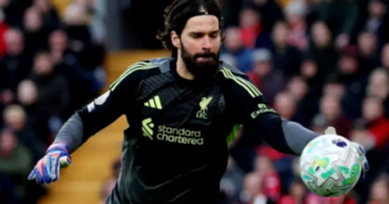 চোটে আলিসন ছিটকে, ব্রাজিলের প্রীতি ম্যাচে হুগো সুজার ডাক