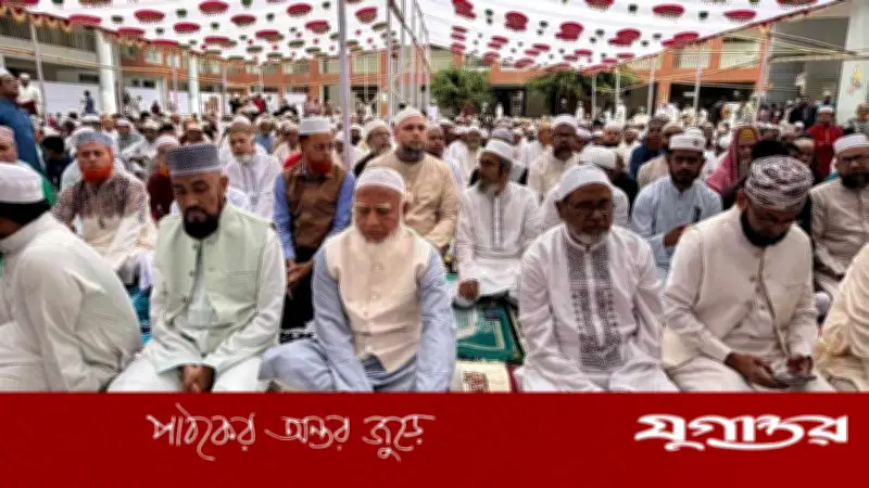 মিরপুরে ঈদের নামাজ আদায় করলেন বিরোধী দলীয় নেতা ডা. শফিকুর রহমান