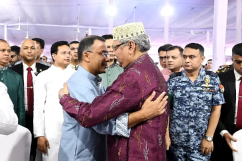 ঈদুল ফিতরে জাতীয় ঈদগাহে রাষ্ট্রপতি ও প্রধানমন্ত্রীর একসঙ্গে নামাজ আদায়