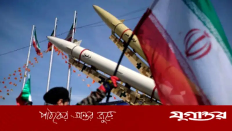 ঈদের জামাতে ইরানের বিজয় কামনায় হাজারো মুসল্লির মোনাজাত