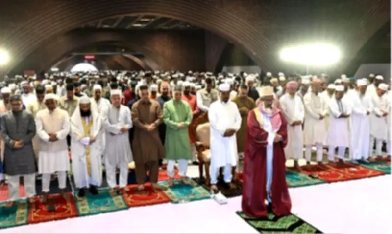 বাংলাদেশের অর্থনীতিতে রেমিট্যান্স প্রবাহের নতুন চিত্র: প্রবাসীদের অবদান বৃদ্ধি পাচ্ছে