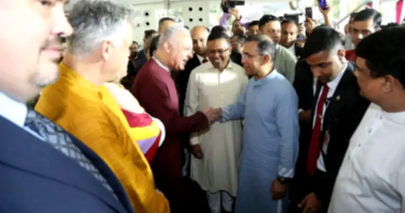 ঈদুল ফিতরে প্রধানমন্ত্রী তারেক রহমানের শুভেচ্ছা বিনিময়, যমুনায় মানুষের ঢল