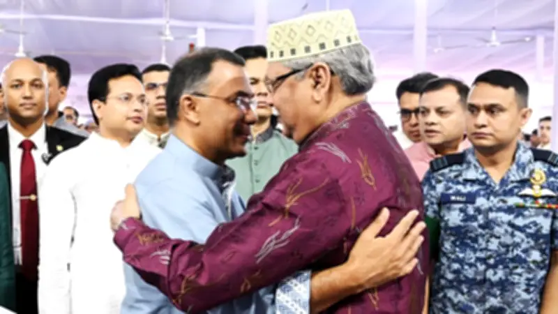 ঈদে ঐতিহাসিক মিলন: রাষ্ট্রপতি-প্রধানমন্ত্রীর একসঙ্গে নামাজ, বৃষ্টির পূর্বাভাস