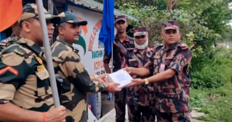 ঈদে হিলি সীমান্তে বিজিবি-বিএসএফের মিষ্টি বিনিময়, শান্তি ও সম্প্রীতির বার্তা